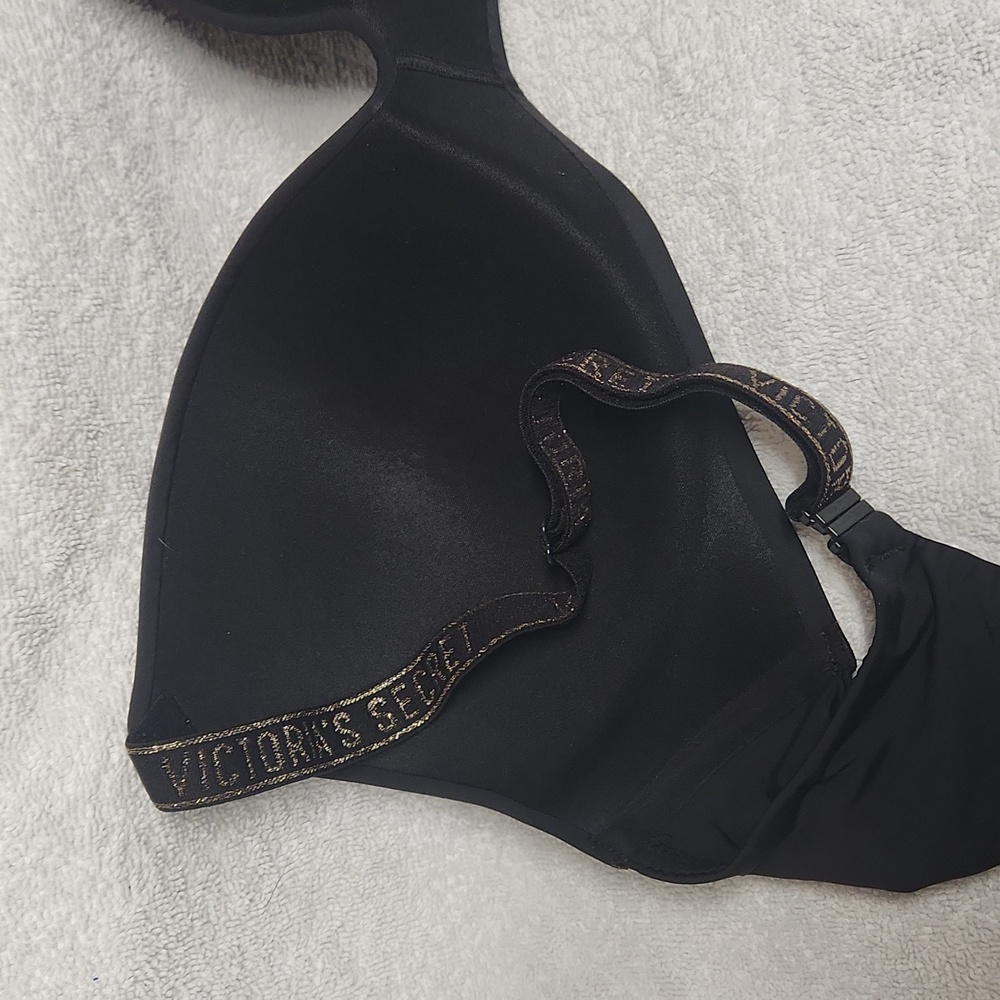 Victoria's Secret 34C bra - Picture 8 of 11